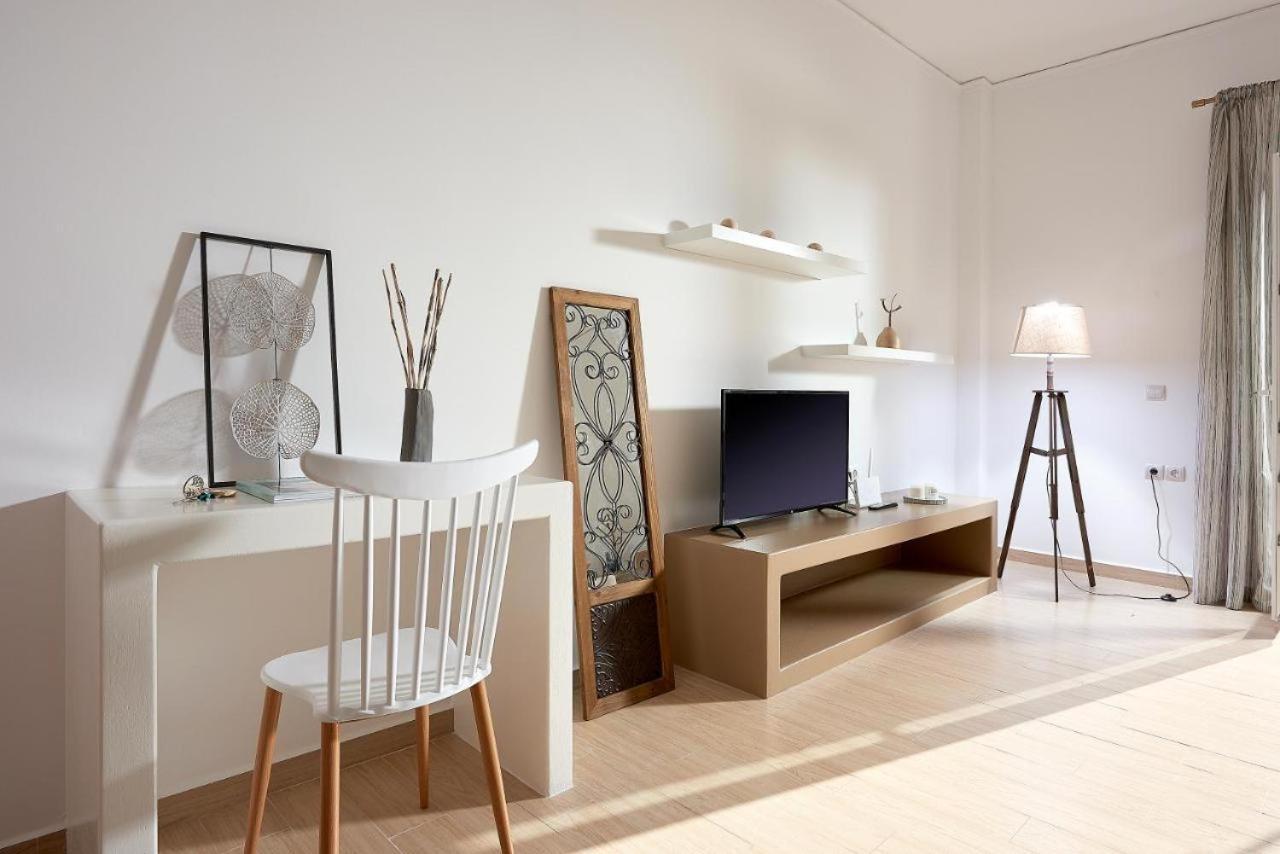 Casa Polivios Apartman Adámasz Kültér fotó